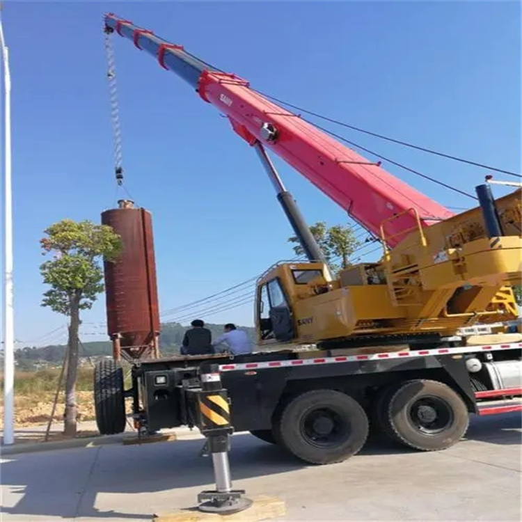 贵州专业吊车租赁多少钱