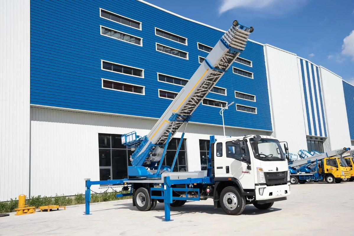 贵州小型云梯车上料车租赁多少钱