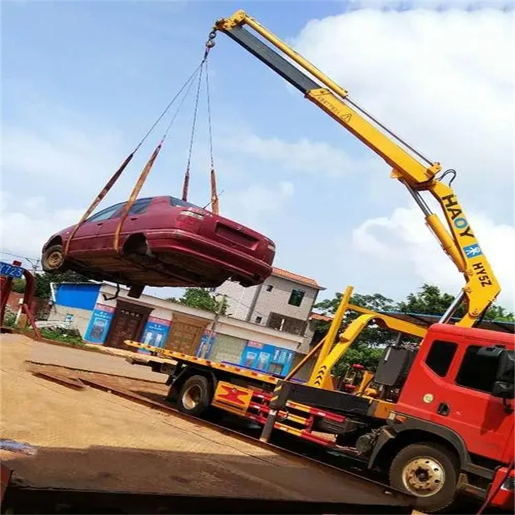 贵州吊车吊汽车的正确方法